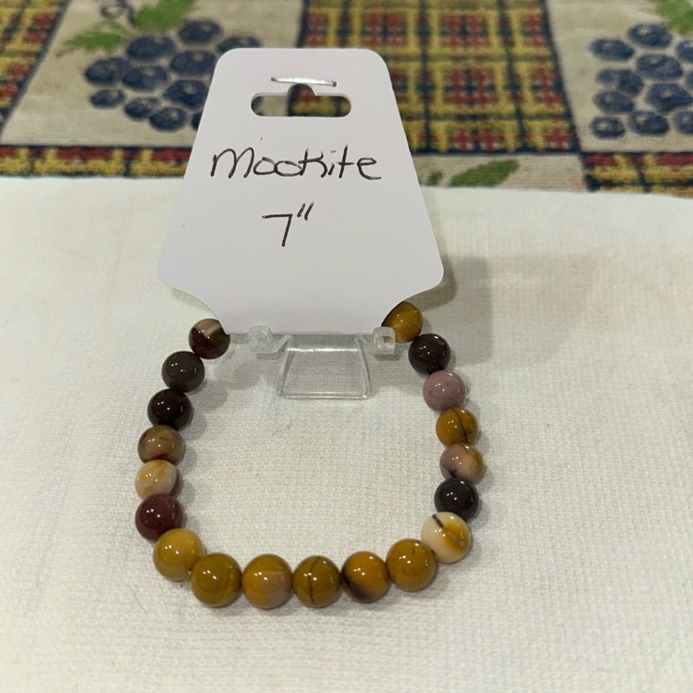Hand Crafted Mookite Stretch Bracelet